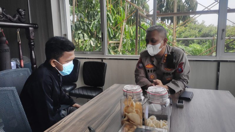 Nasib Mujur Seorang Cleaning Service Penghafal Al-Qur’an Asal Kota Surabaya