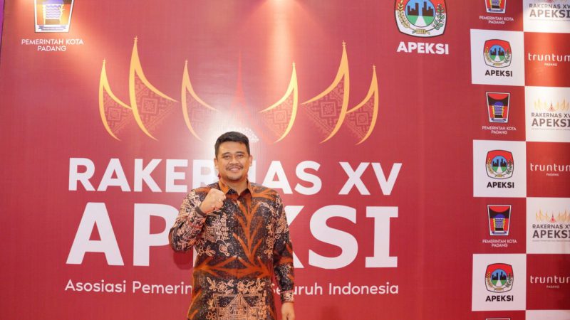 Bobby Nasution Bawa Semangat Kolaborasi Hadiri Rakernas ke XV Apeksi di Padang