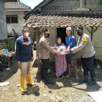 Polsek Pagak Malang Gandeng Komunitas Sumakul Bersatu Bedah Rumah Warga Kurang Mampu