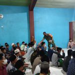 Anggota TNI di Banyuwangi Melaksanakan Kampanye Kreatif Penerimaan Calon Prajurit TNI AD