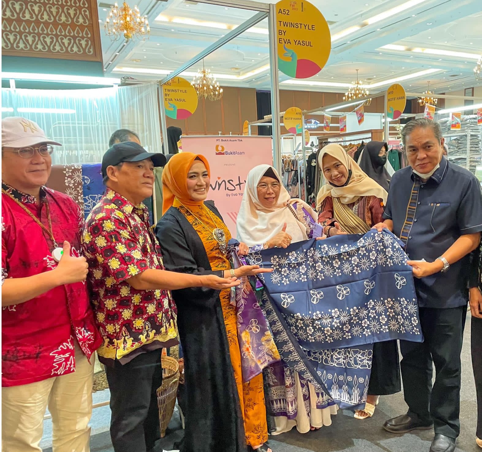 Batik Kujur SIBA Binaan CSR PT. Bukit Asam Ikuti Ajang Fashion Terbesar di Indonesia