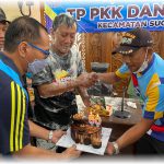 Banjir Ucapan Ulang Tahun ke-50, Bapak Camat Sugio Kabupaten Lamongan Kena Prank !