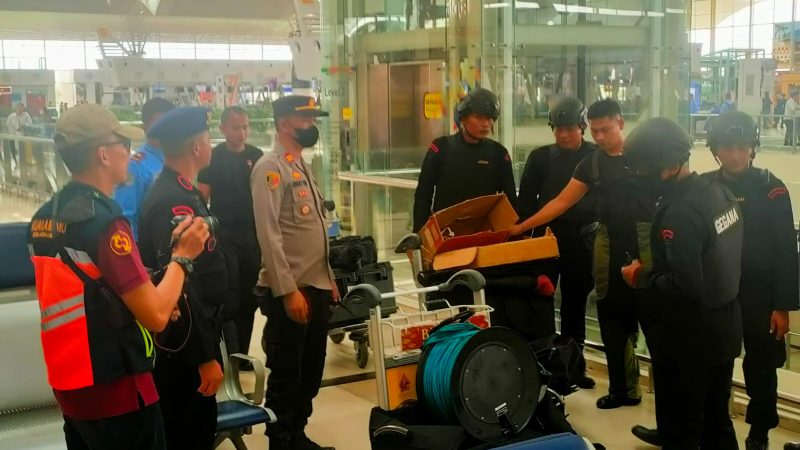 Kabag Ops Polresta Deli Serdang hadiri Kegiatan Airport Emergency Exeecise (AEE) dan Airport Security Exercise (ASE) di Bandara Internasional Kualanamu.
