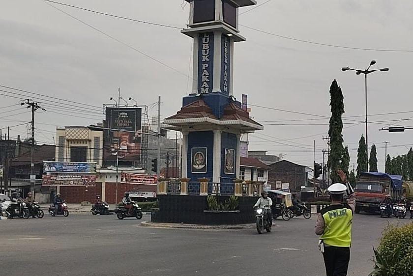 Personil Posyan Cemara Polresta Deli Serdang Laksanakan Giat KRYD Berikan Himbauan Dan Antisipasi Gangguan Kamtibmas
