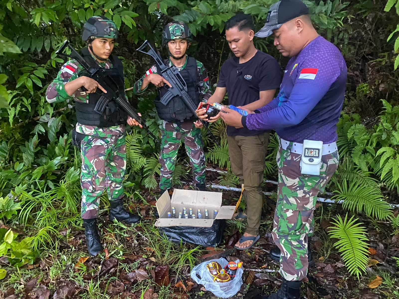 Prajurit Satgas Pamtas Yonif 645/GTY Kembali Mengamankan Miras Illegal di Jalur Tikus