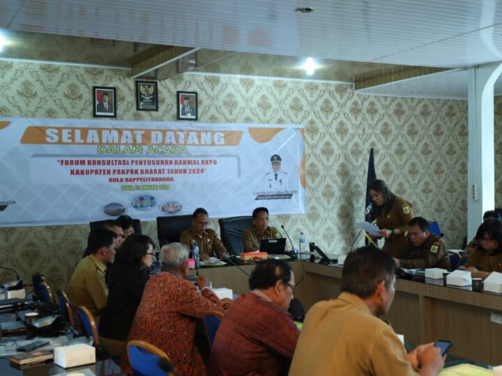 Sekda Buka Acara Forum Konsultasi Publik Penyusunan Ranwal RKPD Kabupaten Pakpak Bharat Tahun 2024