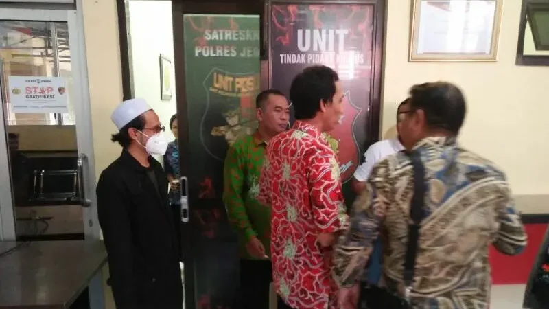 Kiai Ponpes di Jember Jawa Timur Ditahan dalam Kasus Kekerasan Seksual