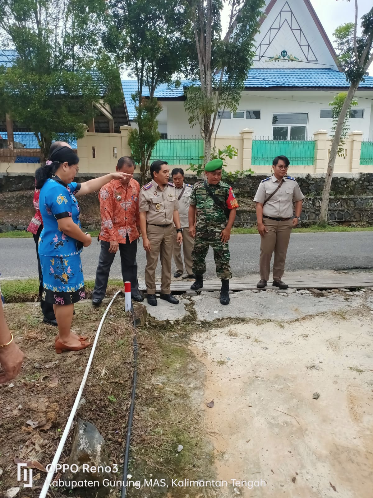 Pecanangan Gemapatas (Gerakan Masyarakat Pemasangan Tanda Batas) Dihadiri Babinsa Koramil Kurun