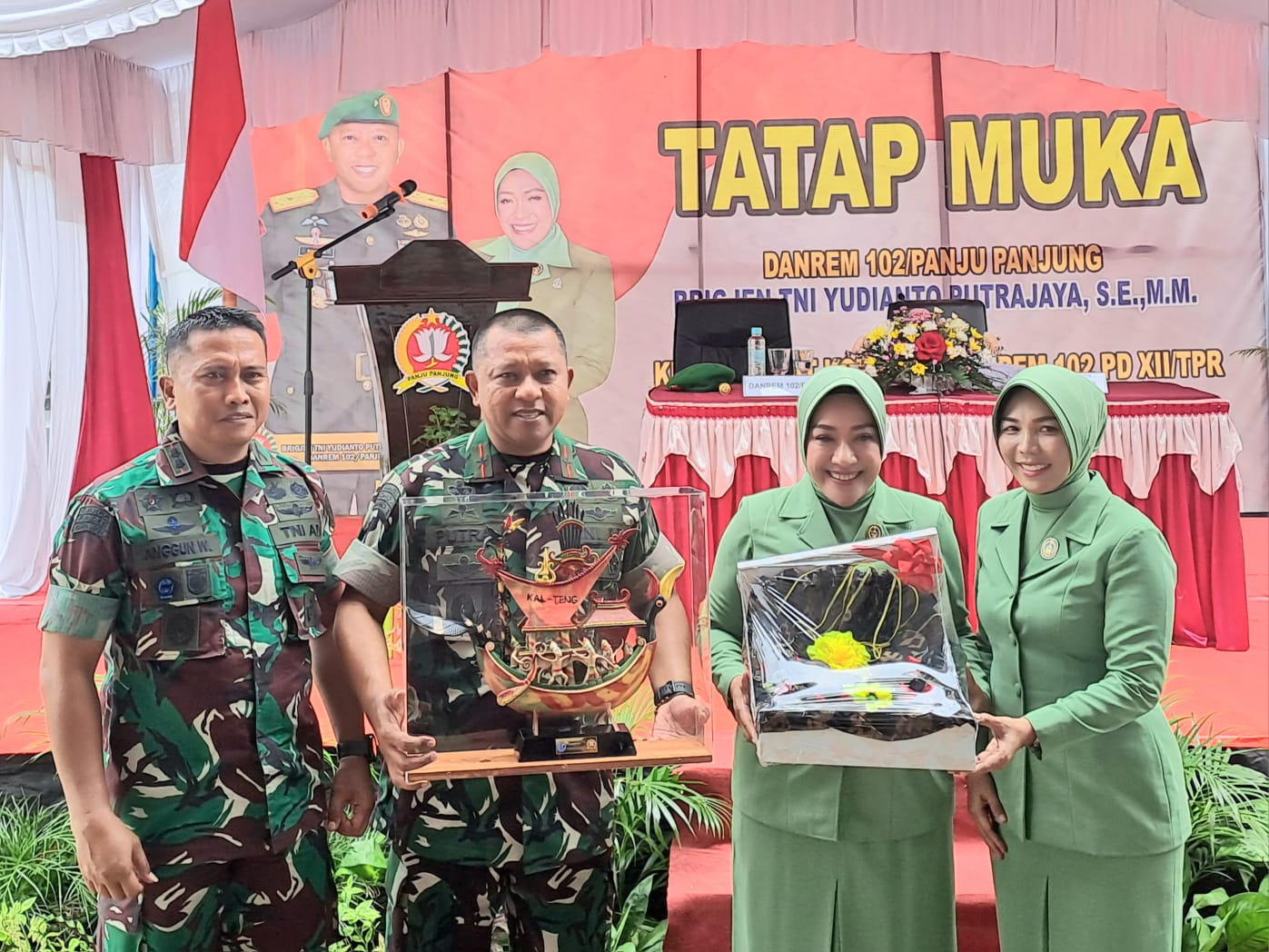 Kunjungan Kerja Danrem 102/Pjg Terakhir Beri Pembekalan dan Pengarahan Kepada Anggota Kodim 1019/Ktg