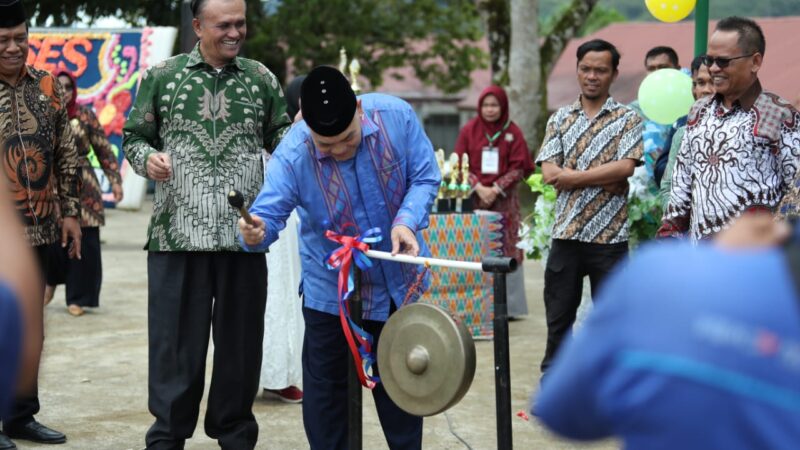 Wabup Hadiri MTQ dan Pesparawi SMA/SMK Se Kabupaten Pakpak Bharat Yang Digelar Bersamaan