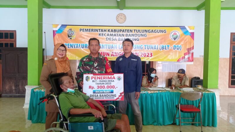 Pemerintah Desa Bandung Tulungagung Salurkan BLT DD 2023