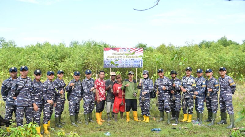 Dukung Kelestarian Lingkungan Hidup Dan Jaga Ekosistem Di Laut, TNI AL Tanam 1.500 Pohon Mangrove