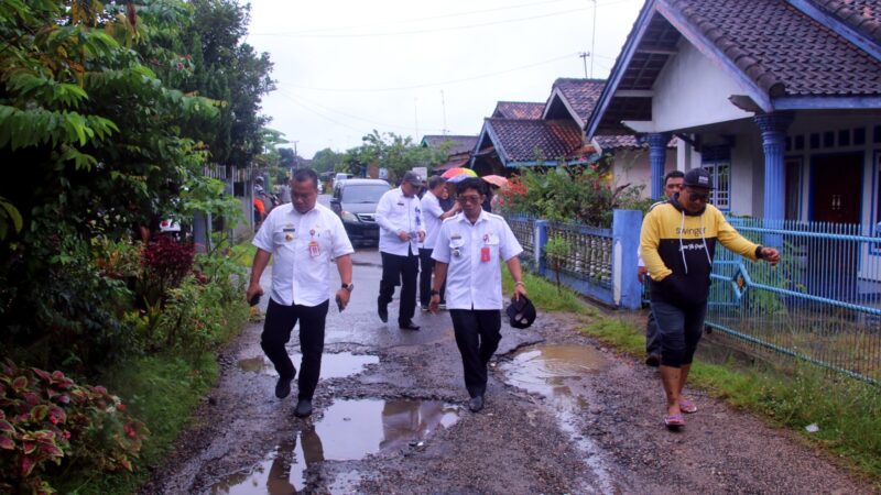 Kepala Dinas Komunikasi dan Informatika Kabupaten Lampung Utara, Doni Ferwari Fahmi, S.E., M.M., Beserta Jajaran Meninjau Langsung Beberapa Titik Lokasi Banjir