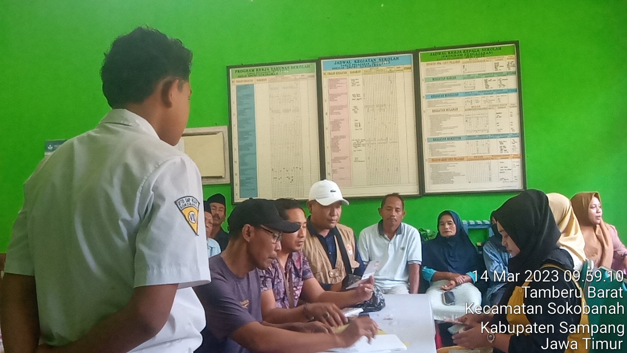 DPW Libas 88 Kawal Penyaluran PIP di UPTD SMP Negeri 1 Sokobanah Sampang
