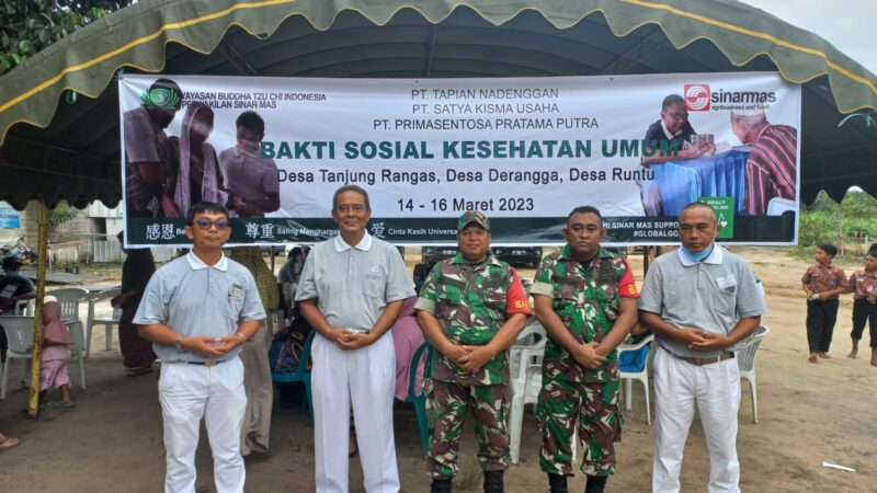 Peduli Kesehatan Babinsa Koramil 1015-11/Hanau Melaksanakan Pendampingan Bakti Sosial Kesehatan Umum