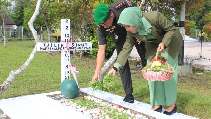 Sambut HUT Korem 102/PJG Ke-49, Dandim 1016/PLK Hadiri Ziarah Rombongan Di TMP Sanaman Lampang