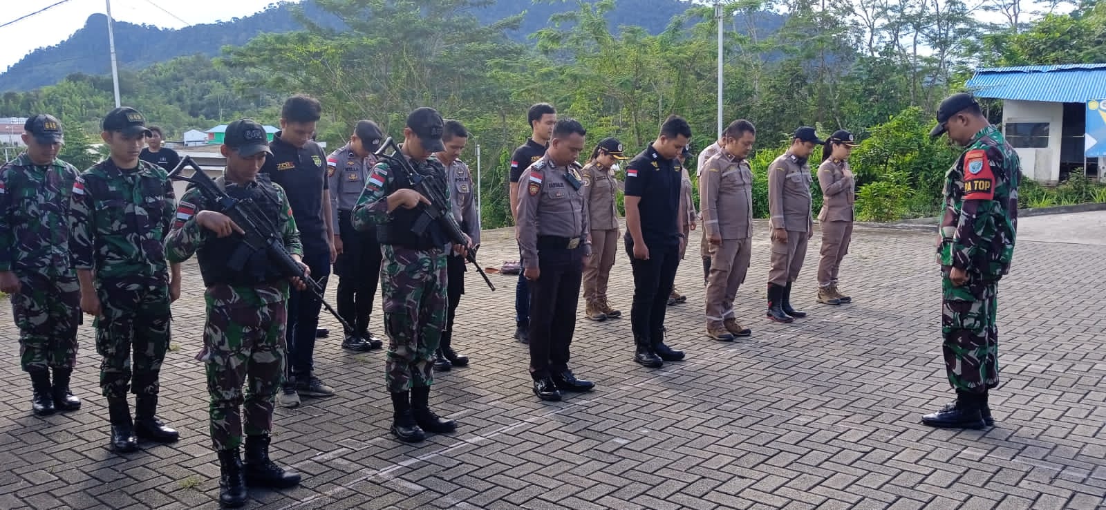 Di Bulan Pernuh Berkah, Satgas Pamtas Yonif 645/Gardatama Yudha Laksanakan Patroli Gabungan