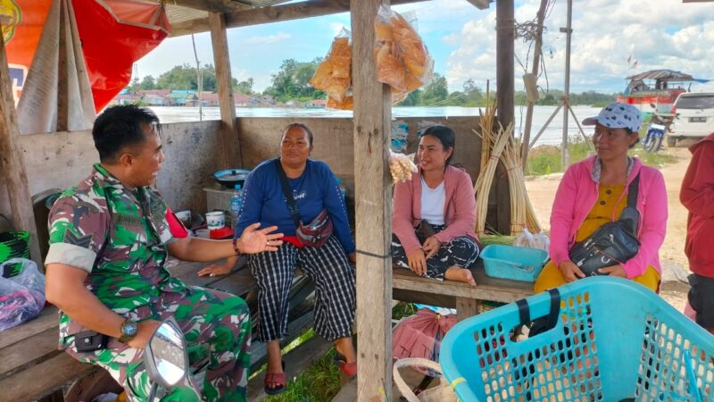 Jalin Keakraban, Babinsa Koramil Sepang Komsos Dengan Warga Binaan