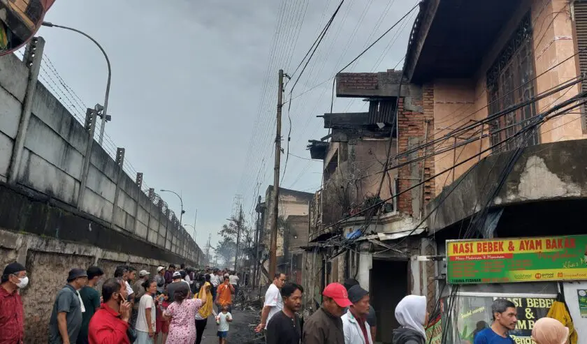 Puluhan Rumah di Plumpang Jakarta Utara Hancur Akibat Kebakaran Depo Pertamina
