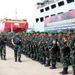 Panglima TNI Lepas Keberangkatan Yonif 721/Makassau dan Yonif 623/Bhakti Wira Utama Laksanakan Tugas Operasi Pamtas RI-PNG