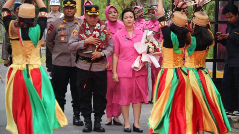 Acara Tradisi Serah Terima Kapolres Seruyan Dihadiri Pabung Kab. Seruyan Kodim 1015/Sampit