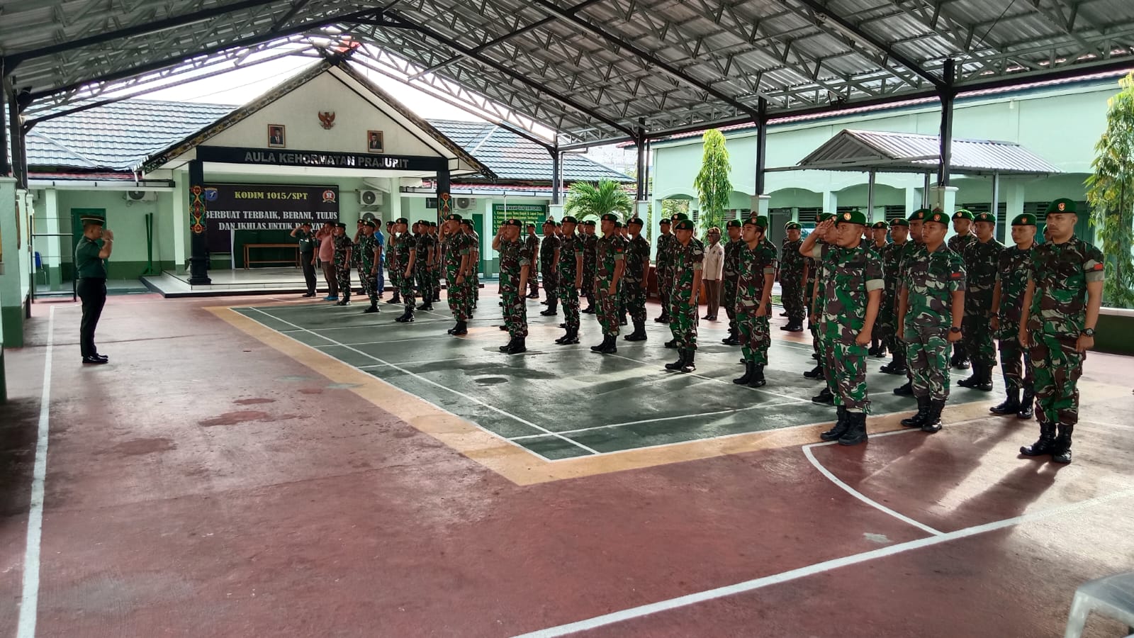 Apel Pengecekan Selesai Cuti Lebaran Dipimpin Dandim 1015/Sampit