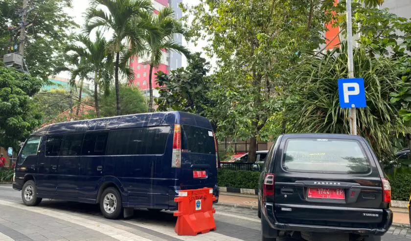 PNS Pemkot Surabaya yang Ketahuan Mudik Pakai Mobil Dinas Bakal Dapat Sanksi