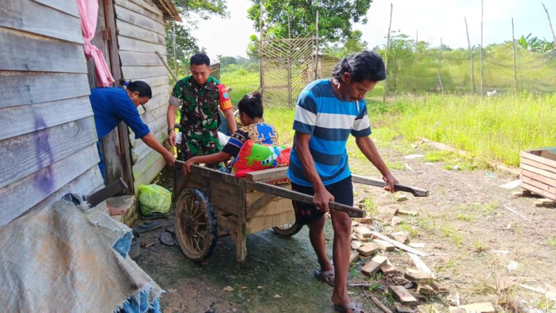 Aksi Heroik Babinsa Koramil 1015-03/MB Ketapang Membantu Ibu Melahirkan