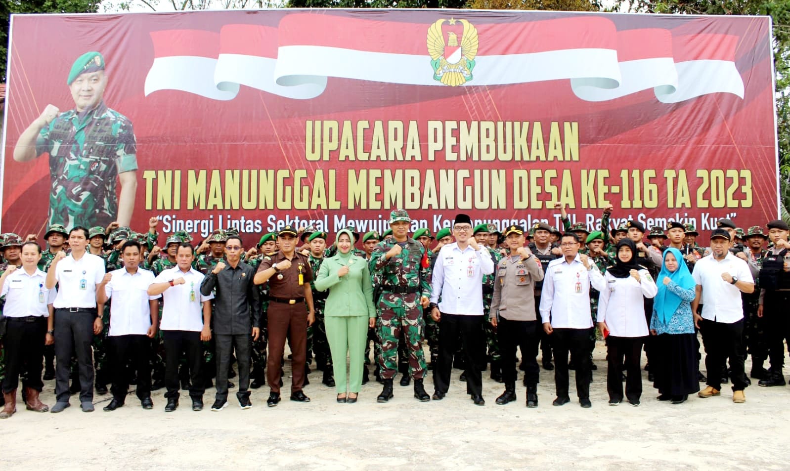 Sekda Barsel Resmi Buka TMMD Reguler Ke-116 Kodim 1012/Buntok