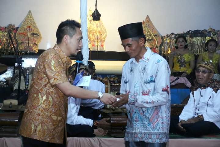 Wakil Bupati Lampura Ardian Saputra SH, Menghadiri Hari Jadi Desa Sidomukti Yang ke-52 Tahun