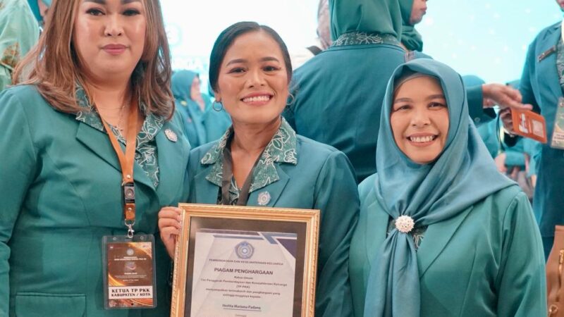 Ketua TP PKK Pakpak Bharat, Hadiri Puncak Peringatan Hari Kesatuan Gerak PKK ke 51 tahun 2023 di Kota Medan.