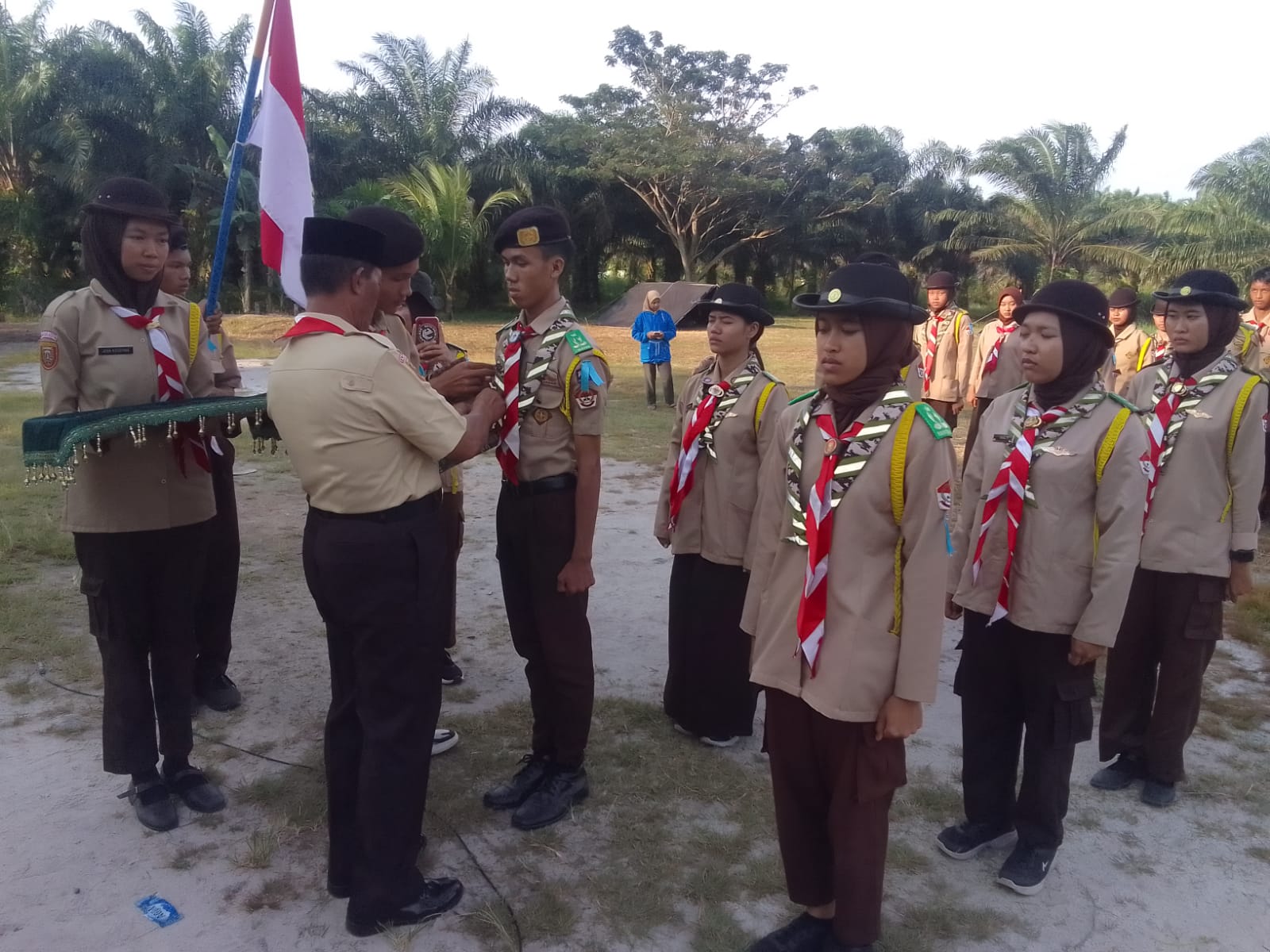 Kodim 1015/Sampit Gelar Upacara Pengukuhan Dewa Saka Wira Kartika