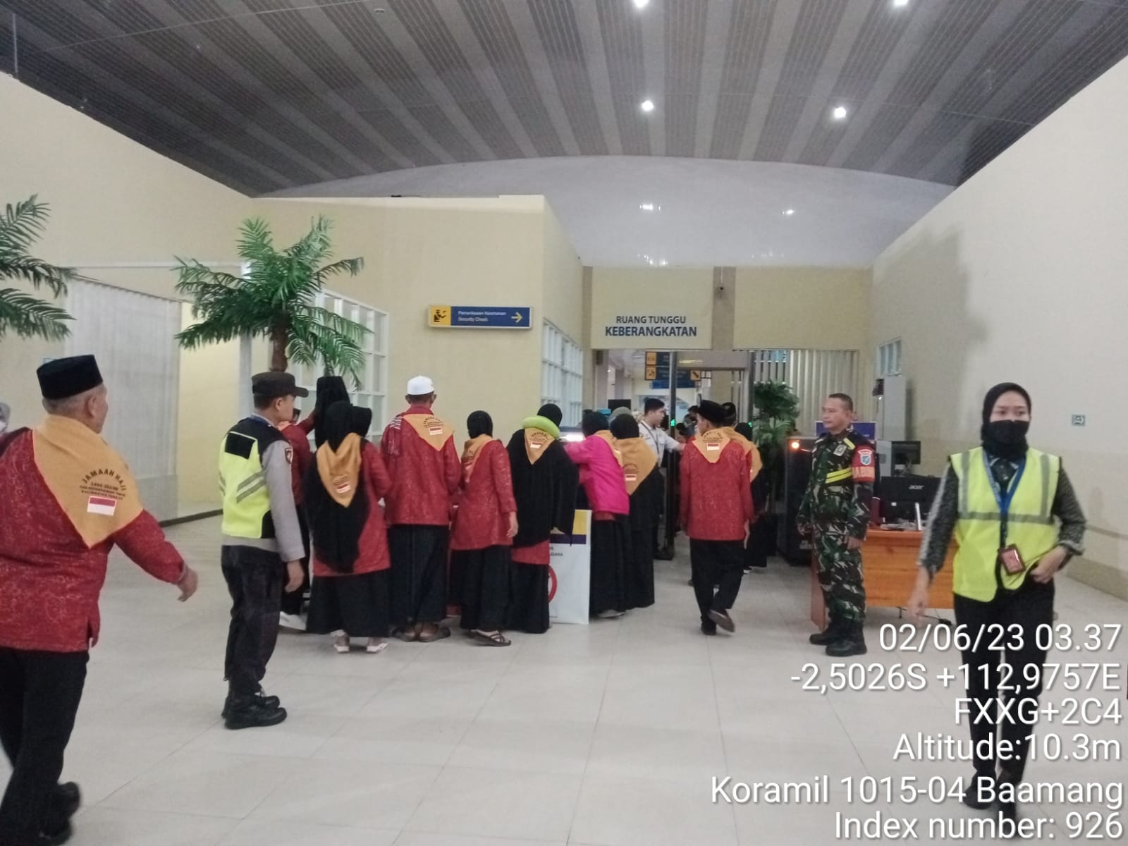 Pengamanan Dan Pengawalan Keberangkatan Jama’ah Calon Haji Di Bandara H Asan