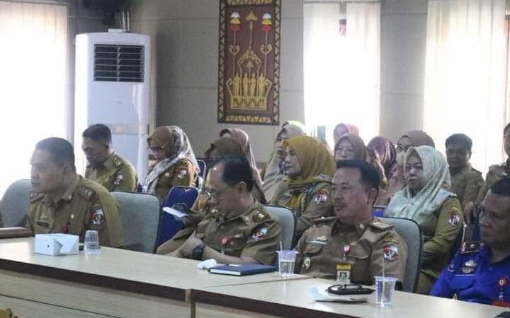 Bupati Lampung Utara Diwakili Asisten III Bidang Administrasi Umum, Sofyan, S.P., M.M. Memimpin Rapat Koordinasi (Rakor) Bersama Tujuh Tenaga Ahli