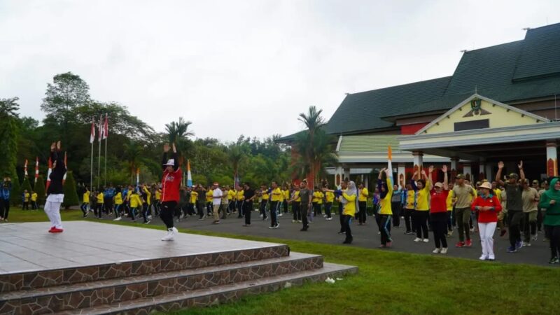 Kodim 1019/Katingan Bersama Polres Katingan Dan Pemda Kabupaten Katingan Gelar Olah Raga Bersama