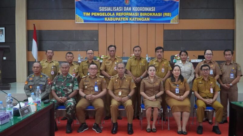 Kasdim 1019/Ktg Hadiri Kegiatan Pembukaan Sosialisasi dan Koordinasi Tim Pengelola Reformasi Birokrasi