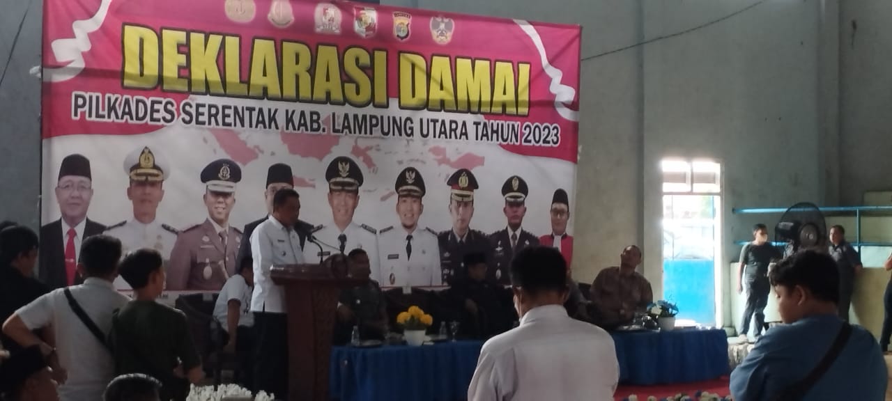 263 Calon Kepala Desa Melaksanakan Deklarasi Damai Di GOR Stadion Sukung Kota Bumi.