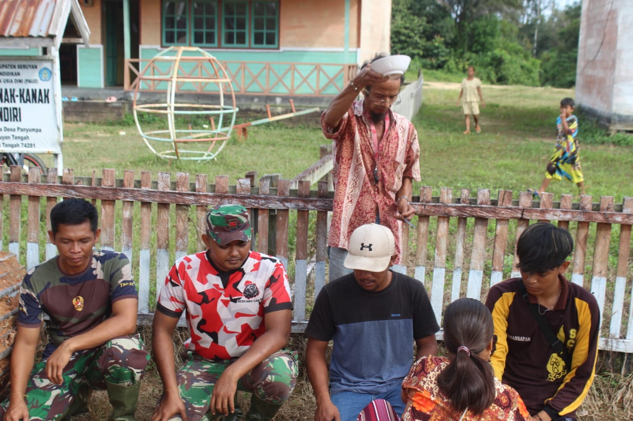 Tradisi Tepung Tawar Awali Kegiatan Satgas TMMD ke 117 Kodim 1015/Sampit