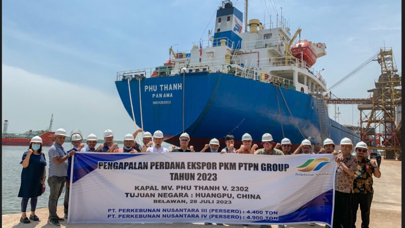 Holding Perkebunan Nusantara Lepas Ekspor PerdanaPalm Kernel Expeller ke China Senilai Rp18,2 Miliar
