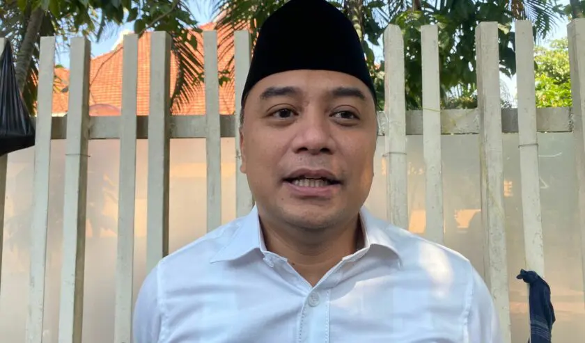 Wali Kota Surabaya Bakal Copot Kepala Sekolah Negeri yang Terima Siswa Usai PPDB Berakhir