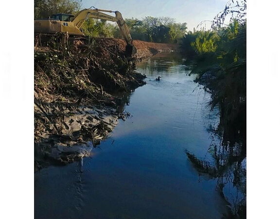 Normalisasi Aliran Sungai di Kecamatan Blega Kabupaten Bangkalan Madura.