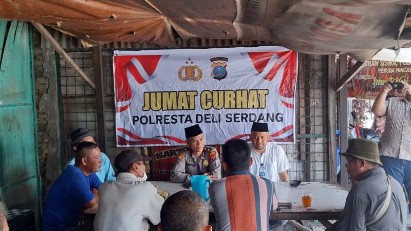 Polresta Deli Serdang Laksanakan Kegiatan Jumat Curhat dengarkan Keluh Kesah Masyarakat.