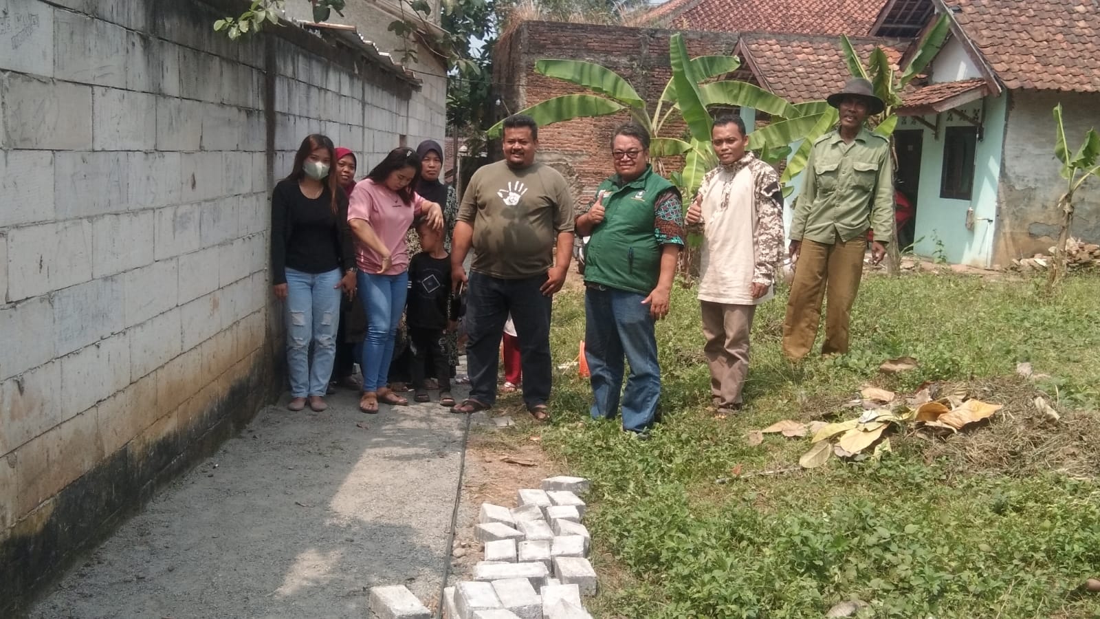 Ketua PAC PKB Kecamatan Tenjo Bogor Fokus Pengerjaan Realisasi Jalan Lingkungan.