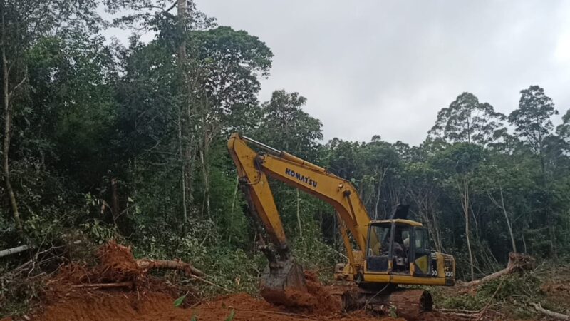 Jelang Penutupan TMMD, Pengerjaan Jalan Terus Di Maksimalkan