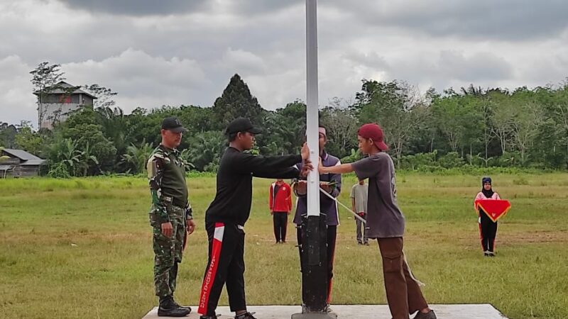 Satgas TMMD ke 117 Turut Serta Melatih Siswa-siswi Paskibra