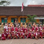 Korwil UPASP Bandung Hadir Langsung Dalam Upacara Bendera Di SD Negeri 2 Suruhan Kidul Tulungagung.