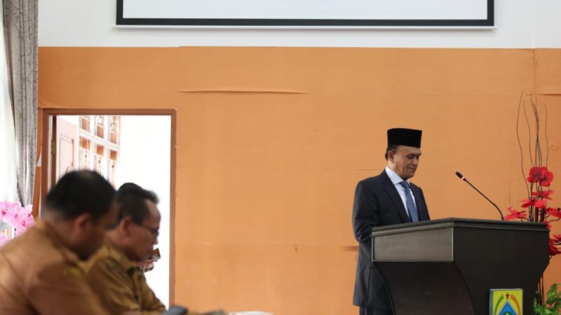 Wabup Pakpak Bharat Hadiri Sidang Paripurna DPRD