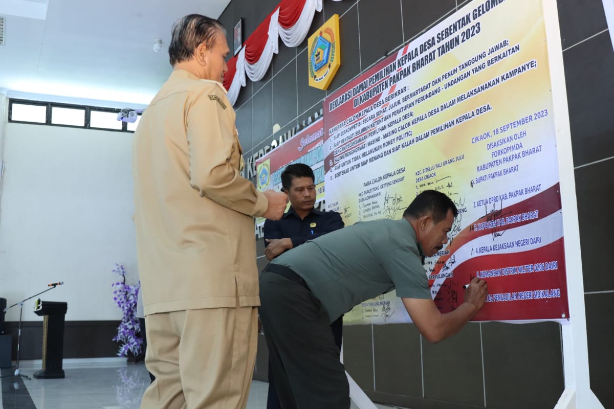 Bupati Pakpak Bharat Berharap Calon Kepala Desa Berkontestasi Secara Damai Dan Jujur