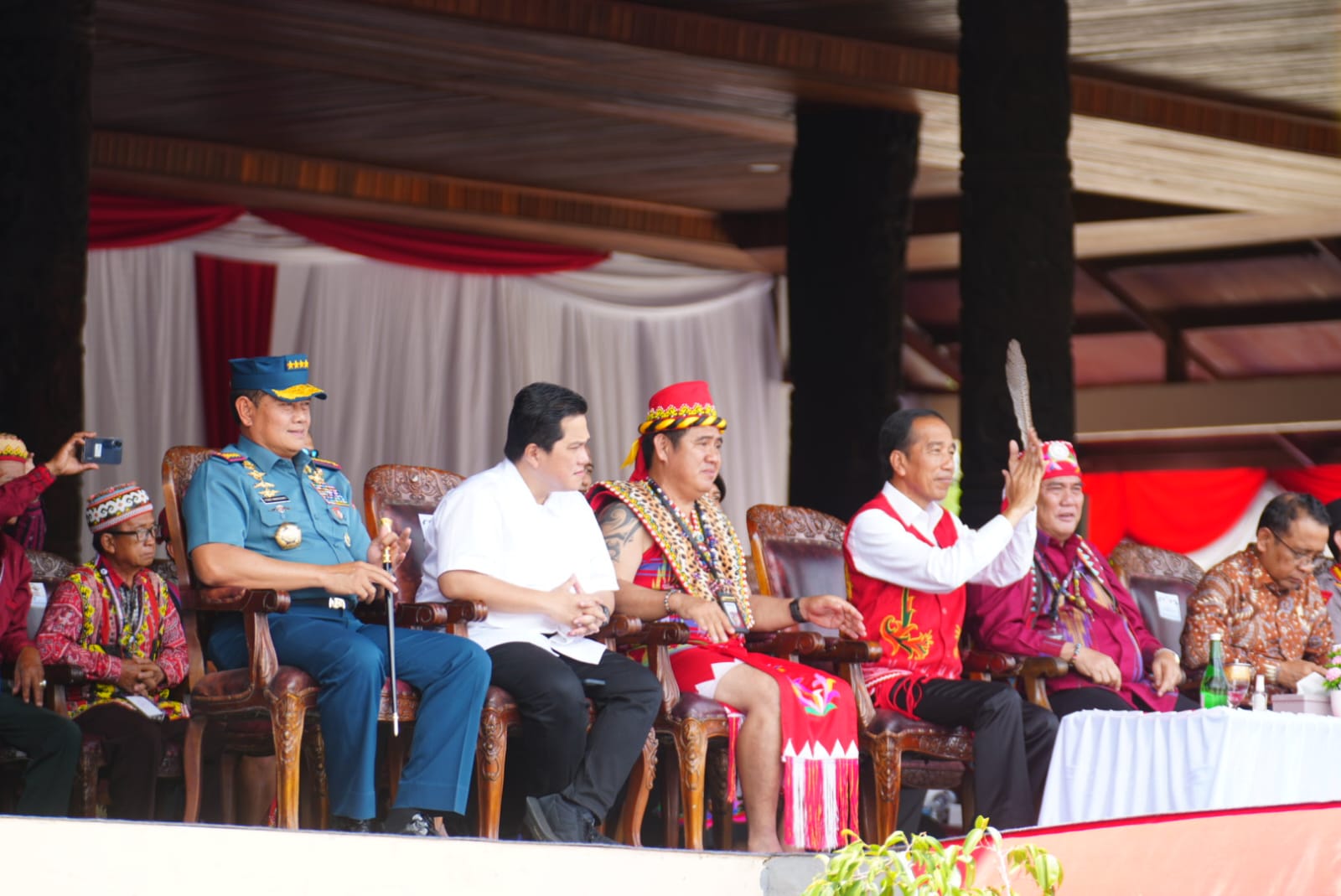 Panglima TNI Dampingi Presiden RI Kunker di Kutai Barat, Kalimantan Timur.
