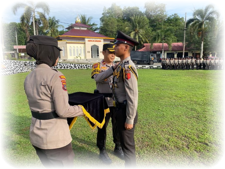 Upacara Penutupan dan Pelepasan Siswa Diktuk Bintara Polri SPN Polda Babel Dilaksanakan di Polres Bangka.